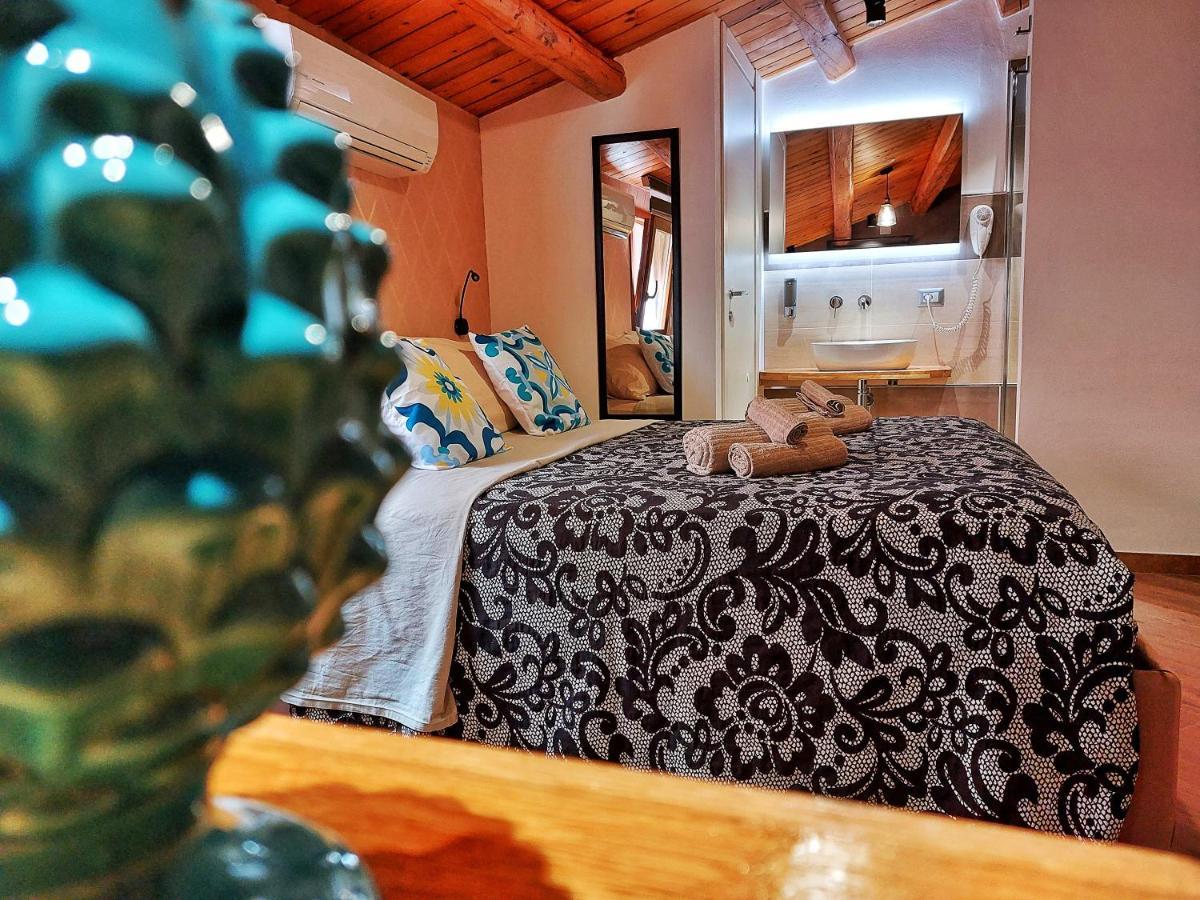 Bed And Breakfast L&P Чефалу Екстер'єр фото